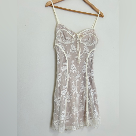 Mini Dress - Picture 1 of 6